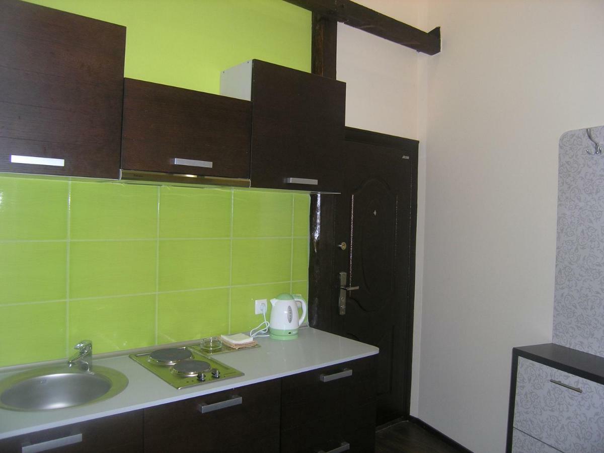 Art On Sumskaya Street Apartment *